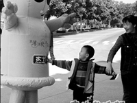 世界艾滋病日专题宣传活动在华农举行