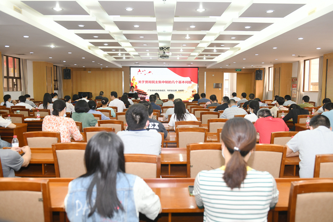 dsc_5841_副本_副本.jpg dsc_5841_副本_副本.jpg