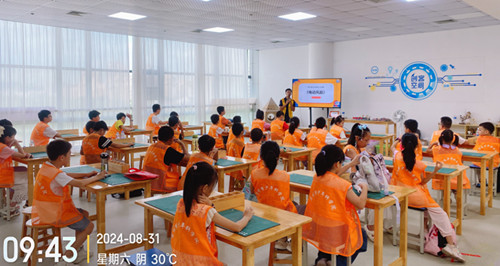 穿越千年的凉风:市少科院科普风扇的古今科技变迁2_副本