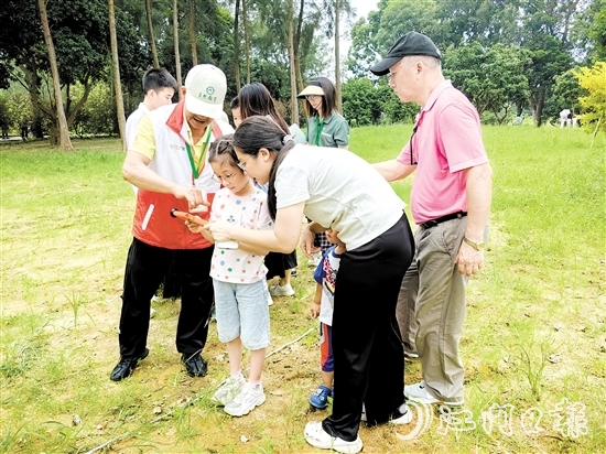 亲子家庭亲身体验个人行为对环境的影响，通过计算工具测算自己的碳足迹