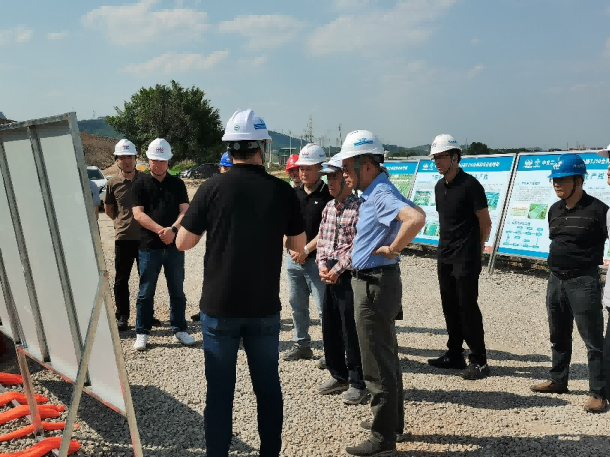 学会一行调研清花高速项目科技创新工作照片1