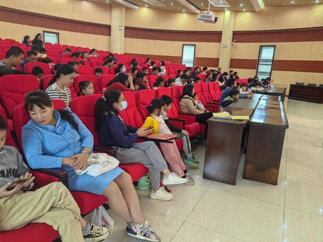 6a0918e241d39b2b08d5a0b41750b166